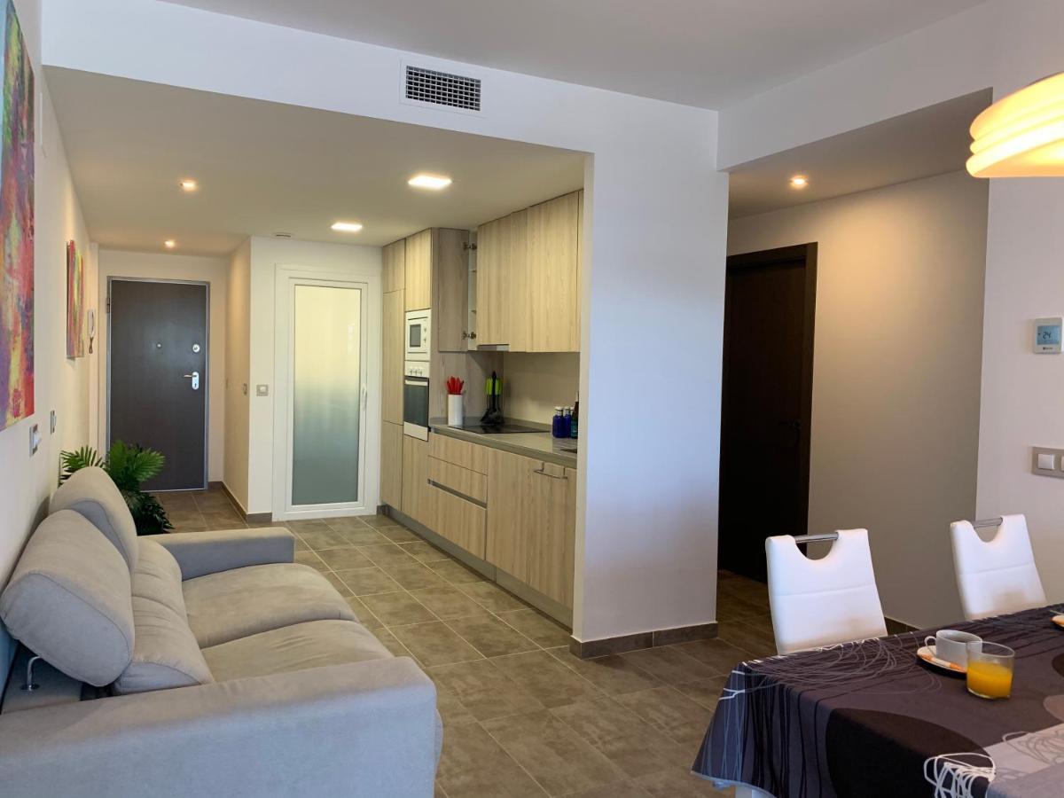 Apartamento De Lujo En Primera Linea De Playa Benidorm Bagian luar foto