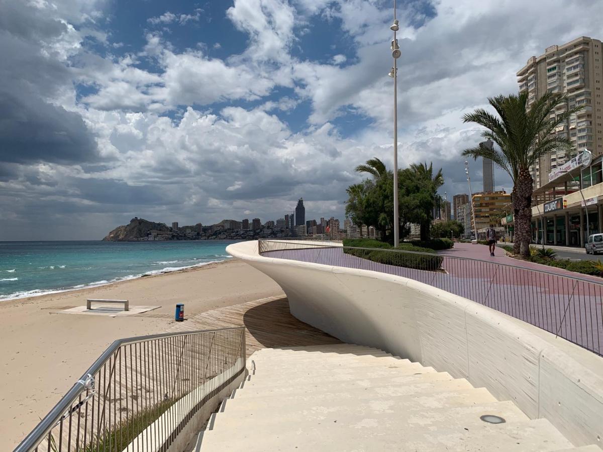 Apartamento De Lujo En Primera Linea De Playa Benidorm Bagian luar foto