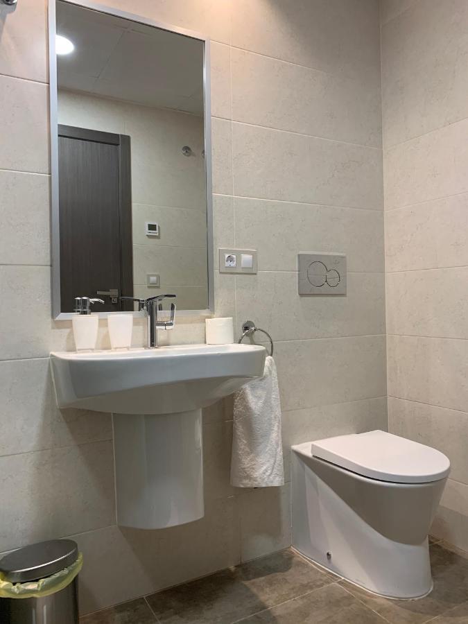 Apartamento De Lujo En Primera Linea De Playa Benidorm Bagian luar foto